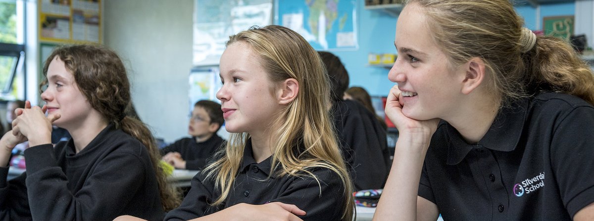 We are recruiting 3 x Student Support Officers. May suit people with experience of working with young people or graduates considering a career in teaching. Deadline: 2 August 2020.
See: chorustrust.org/page/?pid=79&v… #sheffieldissuper #sheffieldjobs #jobsineducation
