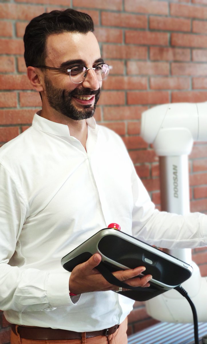 humarobotics's tweet image. 🔊 @humarobotics est heureuse de vous annoncer l&apos;arrivée de Raphael Calado au sein de son équipe commerciale ! #industrie40 #robotique #doosanrobotics

Pour tous vos projets de robotique, challengez-nous !
📧 contact@humarobotics.com