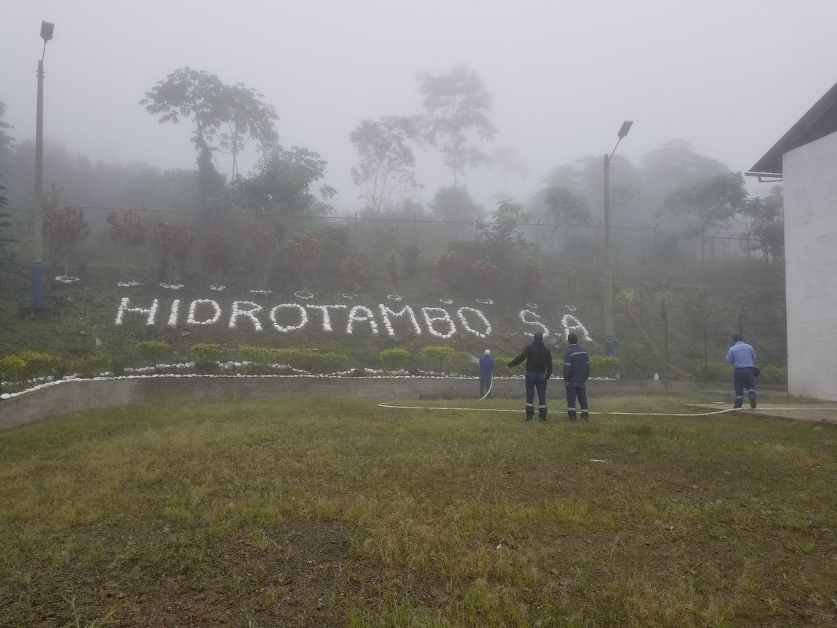 hidrotambo's tweet photo. ¡Capacitándonos para ser mejores! Taller sobre cuidado al ambiente y simulacro contra incendios.
#CuidadoAmbiental #simulacroincendios #Hidrotambo #Personalcapacitado https://t.co/NaMSemykwx