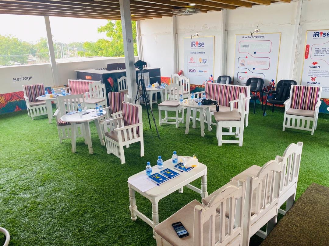 iRiseHub's tweet photo. Stage is set for our ToT on the role of technology in increasing awareness and protecting our marginalized communities during #COVID19.

#SmartSolutions 
#Cities4Health
#BeatCovid19 
—@UNFPA_SOMALIA https://t.co/MQmxG2Rrmw