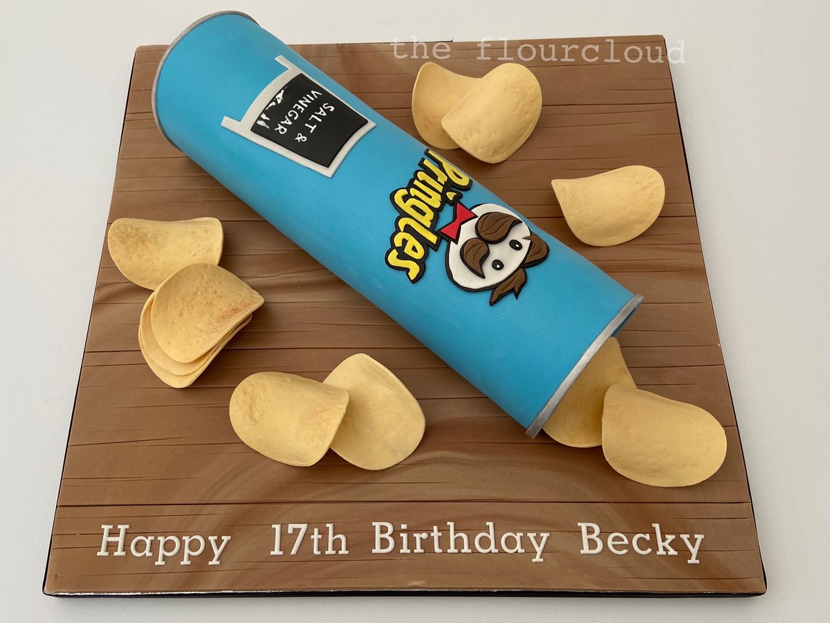 theflourcloud's tweet photo. @Pringles_UK Apparently Becky is never too far from a packet of salt and vinegar pringles! #pringles #pringlescake #cakeart #cakeartist #bespokecakes #theflourcloud https://t.co/NMsiHVEy1K