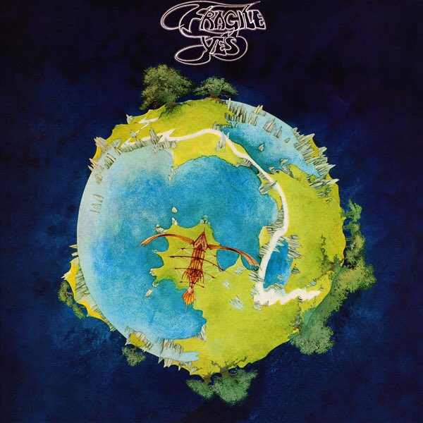 34/ Couverture de « Fragile » (album de Yes) par Roger Dean en novembre 1971. Illustration d’Araki pour la couverture de l’Ultra Jump en mai 2011.