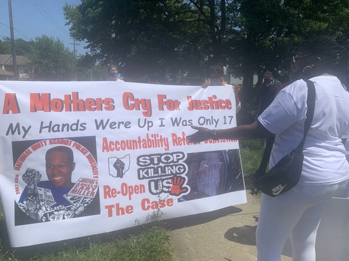 BLM_216's tweet photo. The Mother of #AngeloMiller explaining her continued fight for Justice for her son 13 years later while celebrating his Birthday in the same week. Angelo was murdered by off duty Cleveland Police officer John Lundy who till this day has not been charged with the murder of her son https://t.co/G0gBwFPOHk