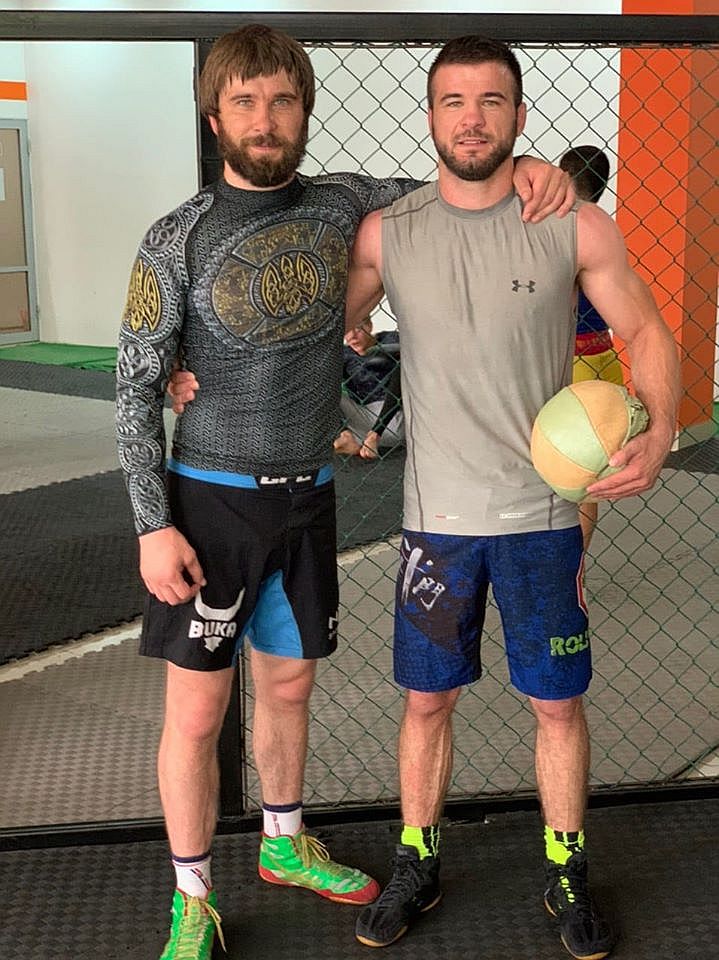 LeagueRFP's tweet photo. 61-66 kg, Taras Gryckiv, 18-8
66 kg, Igor Gryckiv, 8-5
#MMA #RealFightPromotion #RFP #Ukraine #UFC #Bellator #Titanfc #TKO_MMA #PFLMMA #Onefc #WLF #KSW #FightExclusiveNight #fighters https://t.co/aAlk2tqMoh