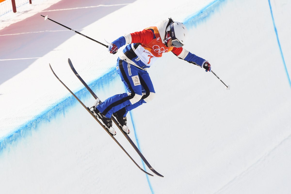 Women Sports Nous Souhaitons Un Joyeux Anniversaire A Wendie Renard 30 Ans Et A Marie Martinod 36 Ans Womensports Football Ski Anniversairedujour T Co F4j5bd9lol