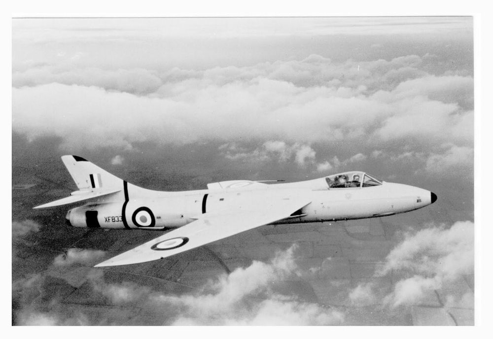 HUFTM1916's tweet photo. Lots of posts today celebrating the maiden flight of a Hawker Hunter, here's a picture of XF833 which had it's own claim to fame in that it was used to test a thrust reverser, the first successful test taking place on 26th August 1956. https://t.co/n8pOXjeL8r