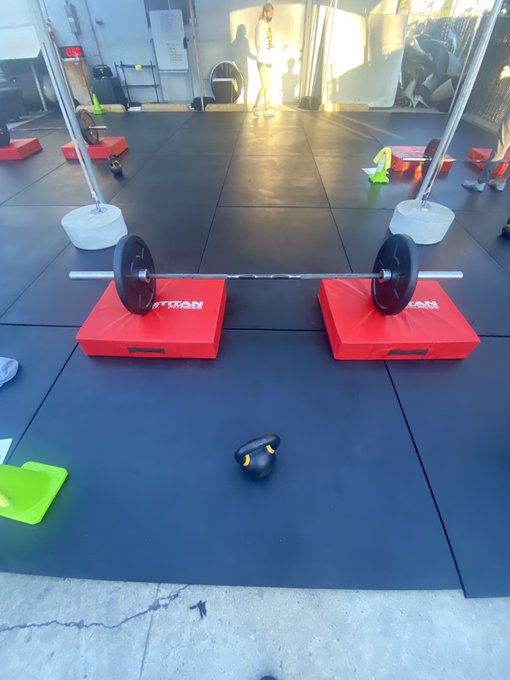 6am crew https://t.co/IGxQOQPoWS