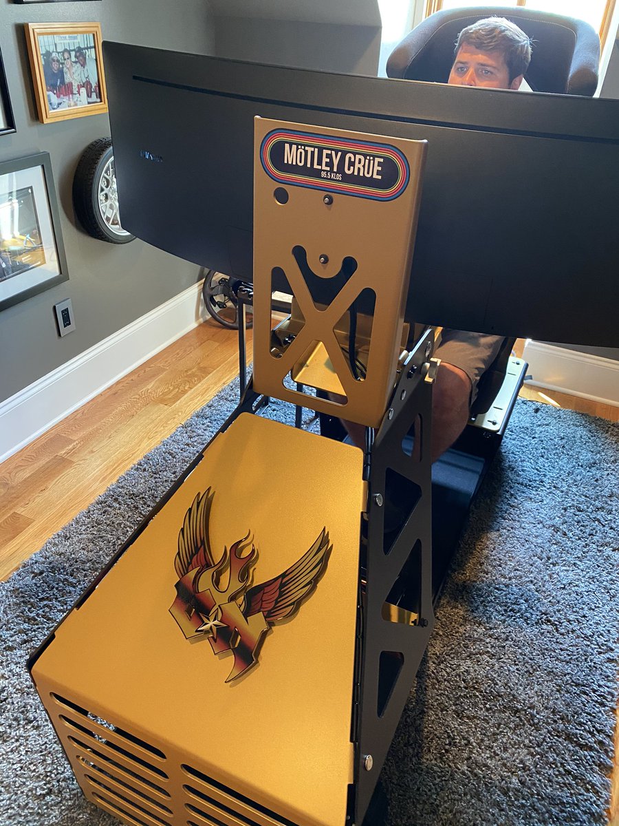 We stopped by .<a href="/thevinceneil/">Vince Neil</a> and made sure everything was on point. <a href="/Cody_Hollis/">Cody Hollis</a> <a href="/iRacing/">iRacing</a> #wr1sims