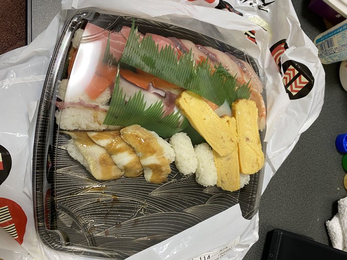 炎上 ウーバーイーツ配達員 寿司がちょっと崩れただけでクレーム言われた お腹入れれば一緒だろ と逆ギレ炎上 3ヶ月前のツイートをyoutuberが蒸し返し炎上させる まとめダネ