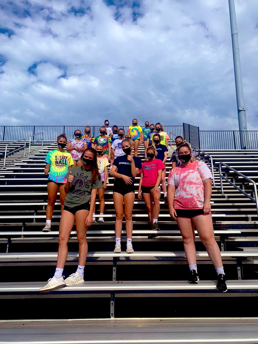 missbgarber's tweet photo. @grahamvolley is ready to get better this week - masks and all. #WeWantASeason 🖤🏐🤍 
•
•
•
•
•
@OHSAASports 
@GrahamAthletics 
@GrahamSchools https://t.co/KKYTHiHRGR