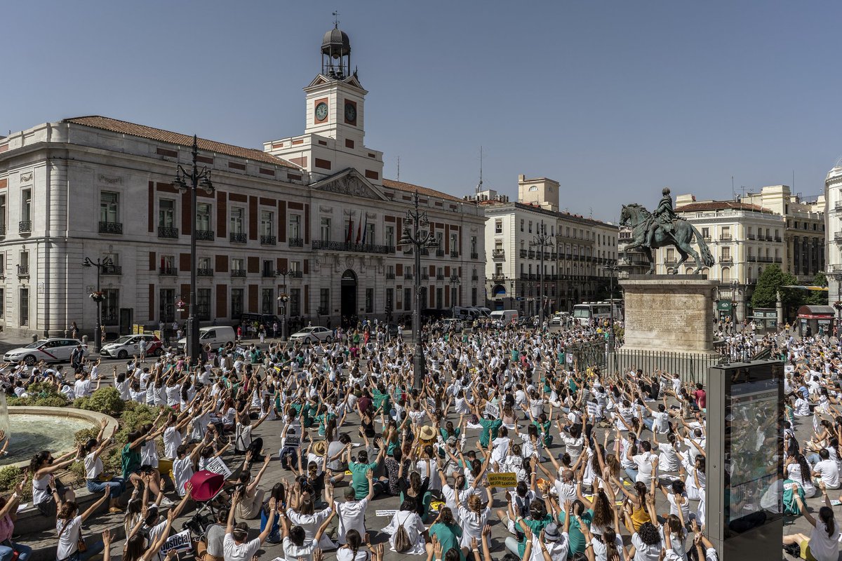 Comité de Huelga -IR Madrid tweet media