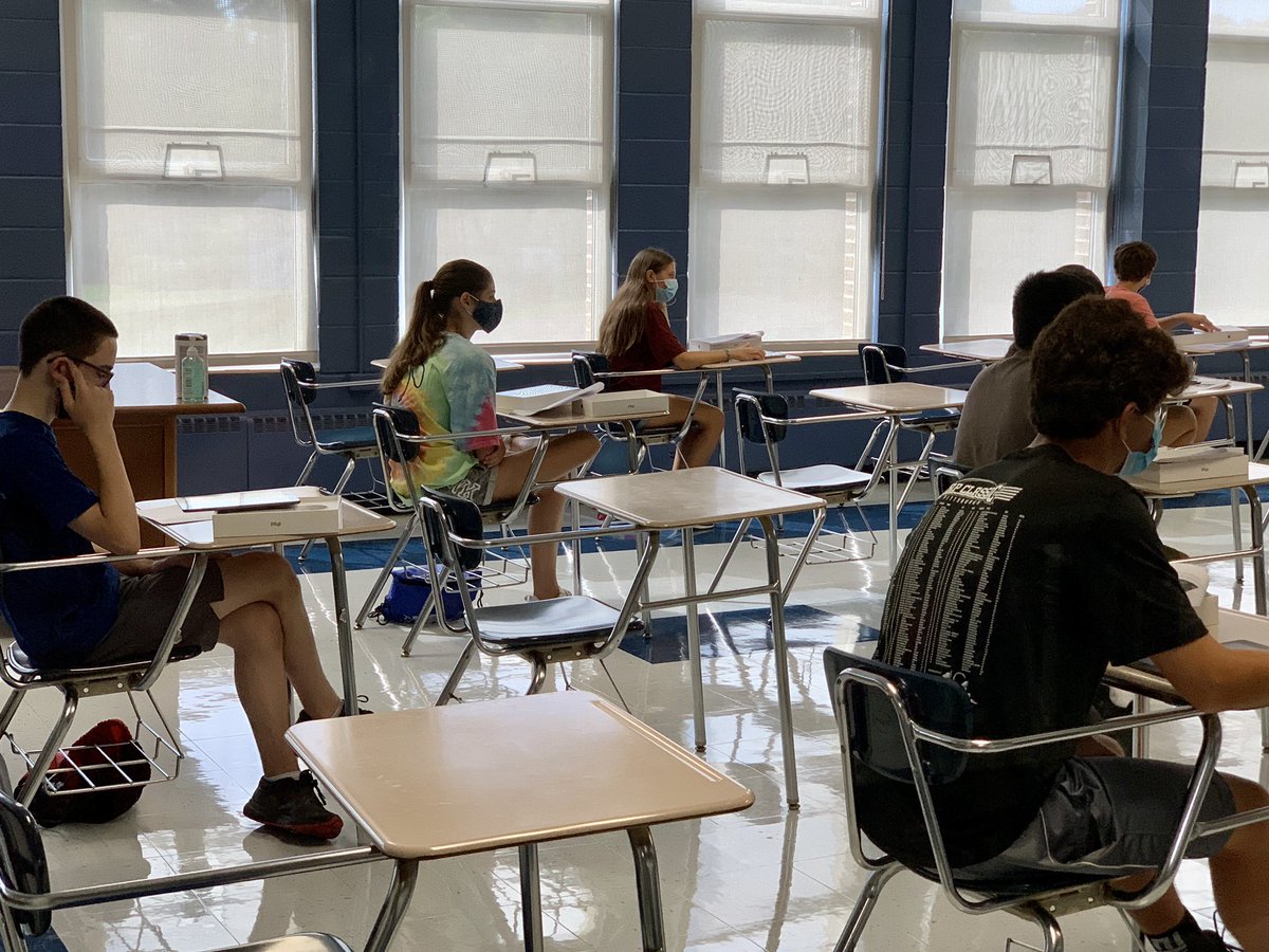Paul_VI's tweet photo. Some of the class of 2024 were on campus today for our iPad course. Paul VI has a 1:1 iPad program. This summer course is designed to get the iPad up and running for their first day of freshman year!
#pvihs #pvipride #pvisummercamps #pviproud #eaglepride 🦅 https://t.co/mpyHlg8Upr