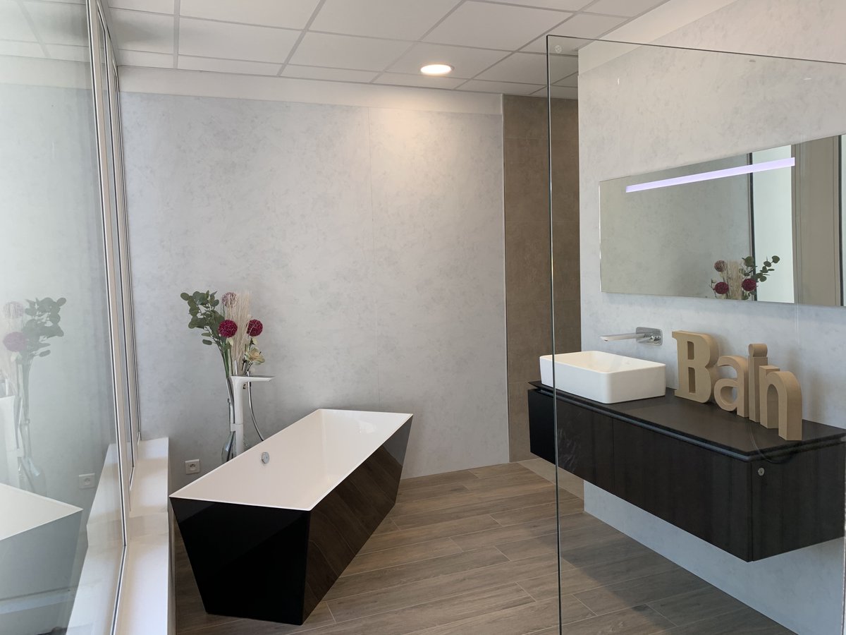 GroupeSOCODA's tweet photo. Réseau @GroupeSOCODA  : Ouverture d’un nouveau concept #SHOWROOM showroom à La Rochelle, MAXI BAINS by Maxi Thermie https://t.co/DZwxZjlUM0