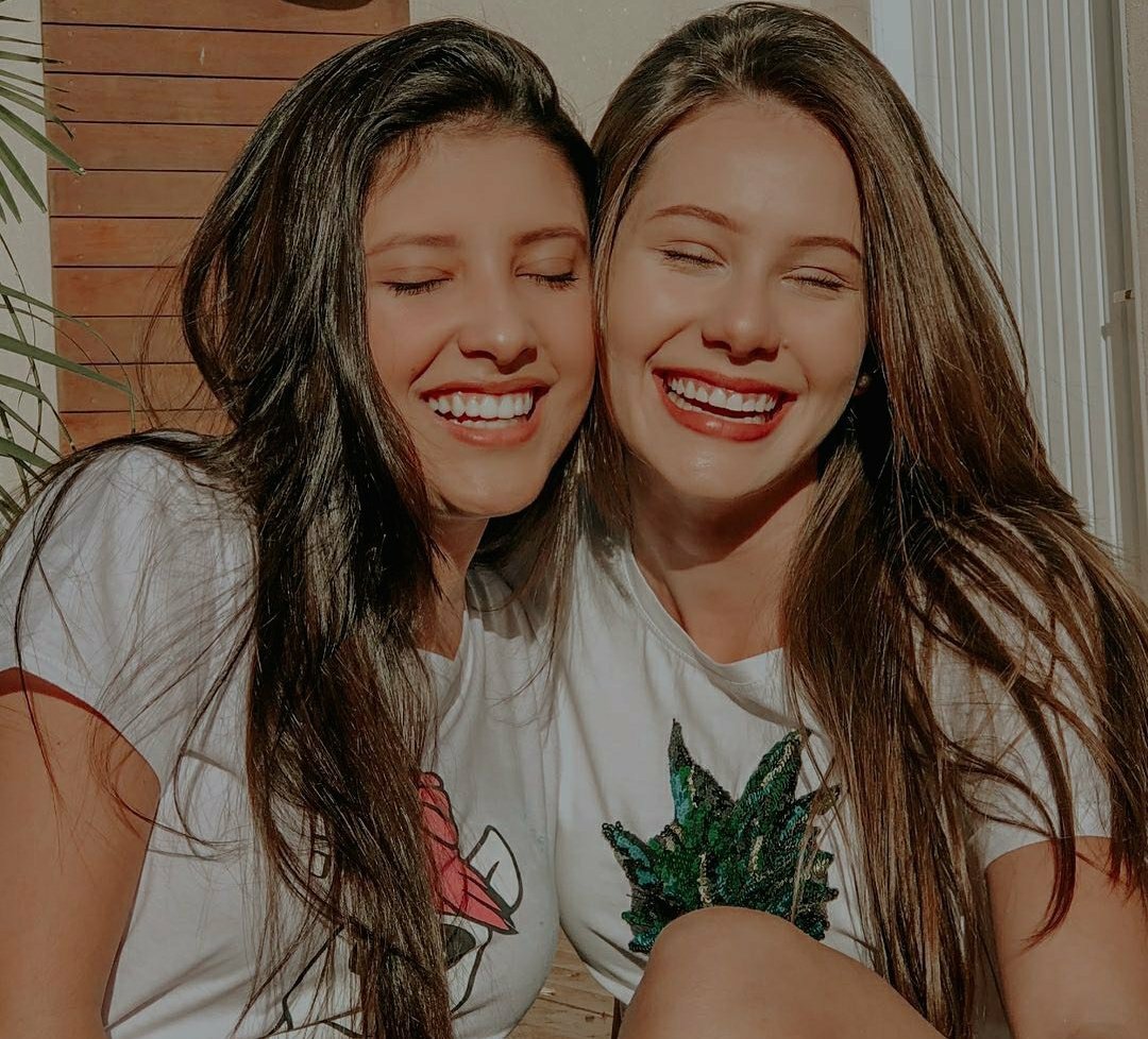 photographzando's tweet photo. Amiga, você é um presente que Jesus me deu. 💌 https://t.co/hodRqh5BII