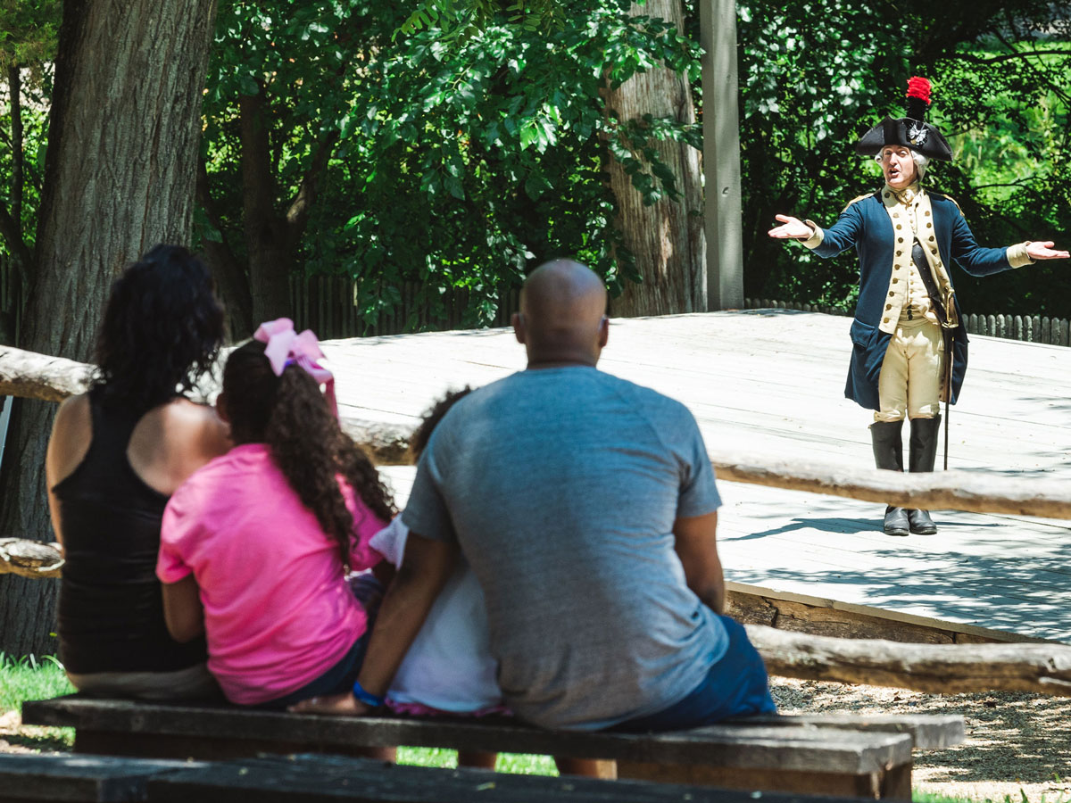 colonialwmsburg's tweet photo. How about meeting a Nation Builder this week! Hear from well-known and unsung historic figures who made significant contributions to the American @ noon &amp; 2:45pm daily! Plus, here are resources to check out before and after your encounters: https://t.co/UlJLO43ZMj

#SummerSolved https://t.co/p2nH9tQvVc
