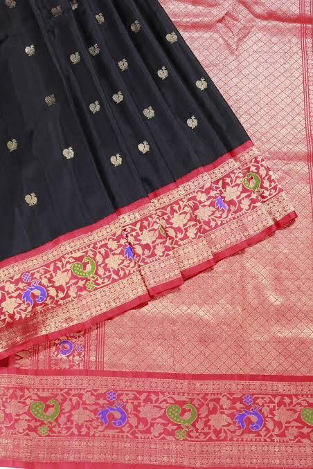 19) Gadwal SareeGadwal Sarees is registered as one of the geographical indication from Telangana and are most notable for the best Zari on the saris. These saris have been popular and consists of cotton body with silk pallu.
