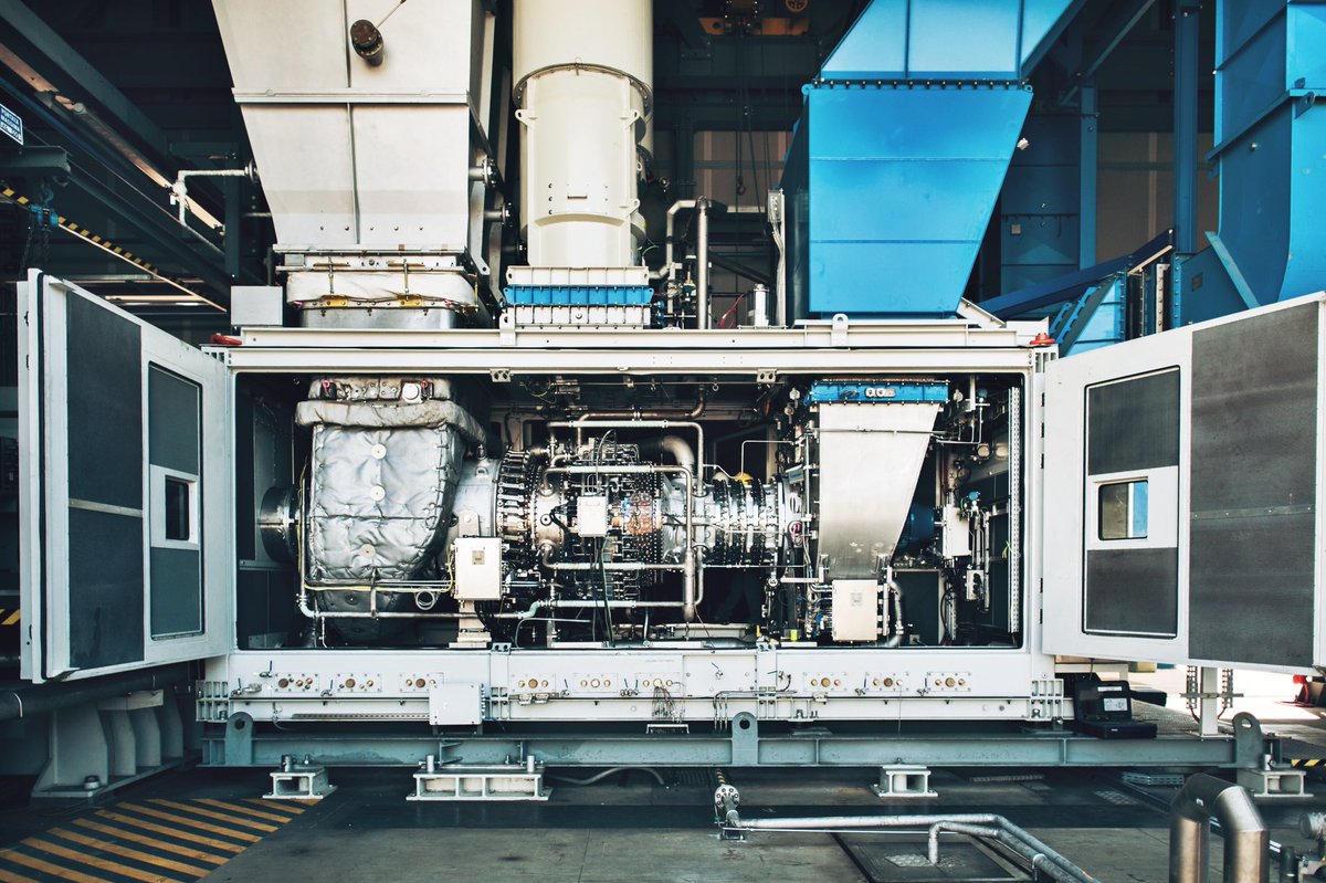 malvera1's tweet photo. Great day in beautiful #Florence with our team to test the world’s first hybrid #hydrogen turbine for a gas network: another step towards a hydrogen ready network and a green H2 future. #cleanenergy #sustainableenergy #rivoluzioneidrogeno https://t.co/Gq5WtLTC4S