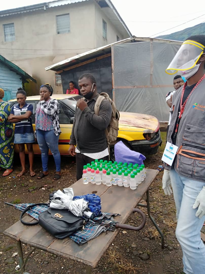 ngangernest's tweet photo. Nelson Mandela Day was another great day as we empower some 50 internally displace Persons on the effective used of Hand Sanitizers and face mask in the rural community of Likoko Membea in Buea. We gave 50 hand sanitizers and Face masks. 

@USEmbYaounde 
@WashFellowship https://t.co/PV90S8qdlT