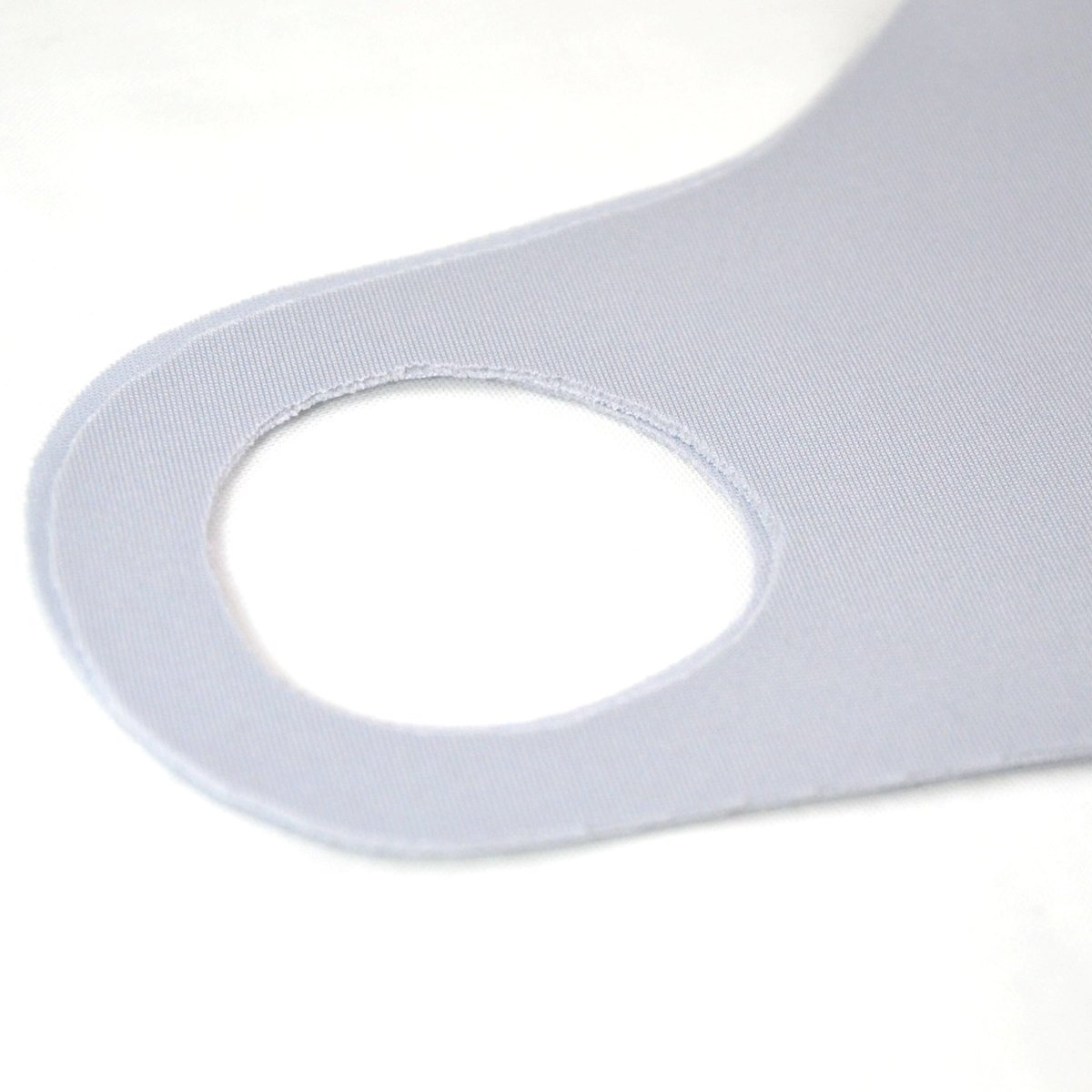 Kizui_fukuoka's tweet image. 生地は殺菌効果とUVカットを含んだ素材を使用した

洗って繰り返し使えるマスクとなっております。

使用後は手洗いして頂いて、乾燥機等にはかけないようにお願い致します。
#kizui
#kizuiU
#kizuiselectuseditems