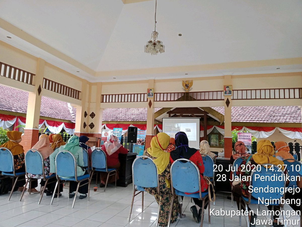 FuadSuyanto4's tweet photo. ToT KPM Inputing Aplikasi #eHDW via zoomeeting
#tppilamongan
#tppijatim
#tppikecngimbang
@jokowi
@halimiskandarnu
@anwsanusi
@taufikmadjid71
@fachrilabalado
@ahmad_dewanto
@Iskandar__NH
@WanutSusisno1
@zaind_ah
@WakHizbulloh
@arisaputrop3md
@MasMukhlish182 https://t.co/233NeeoMI8