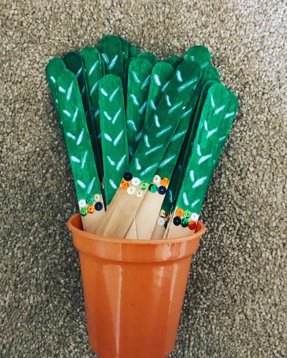 MissHarrisEH1's tweet photo. Loved making these cactus flip sticks. All ready for September, I just need to add the pupils names on.
.
.
.
#year1 #year1teacher #edu #edutwitter #education #teacher #teaching https://t.co/QfVtLB9Iis