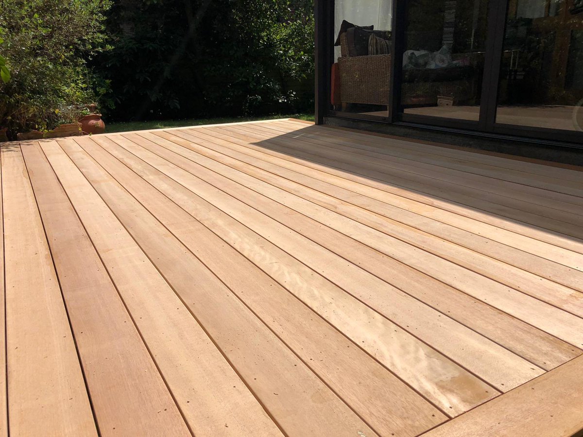 We love the natural beauty of this Yellow Balau decking install just completed in Wimbledon 
Thanks <a href="/southgatetimber/">Southgate Timber</a> for the quality products 👌 
Our clients couldn’t be happier with the install 😊 
#decking #landscaping #balau #surbiton #landscapers
