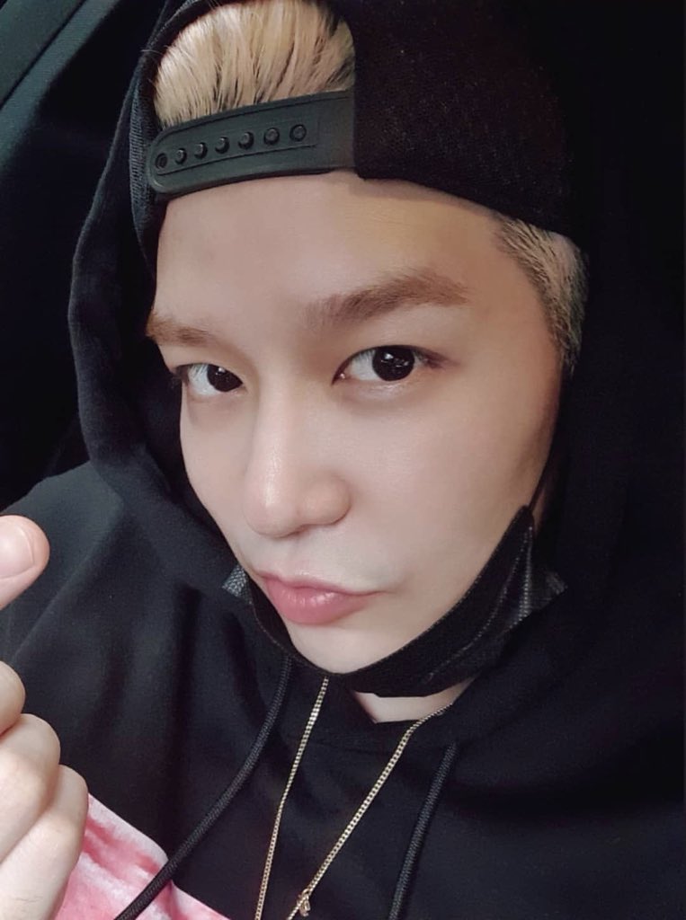 PostieToHoony's tweet photo. #강성훈 【200720 ins story】🖤 ​​​

#KANGSUNGHOON https://t.co/Xp5ypPytTR
