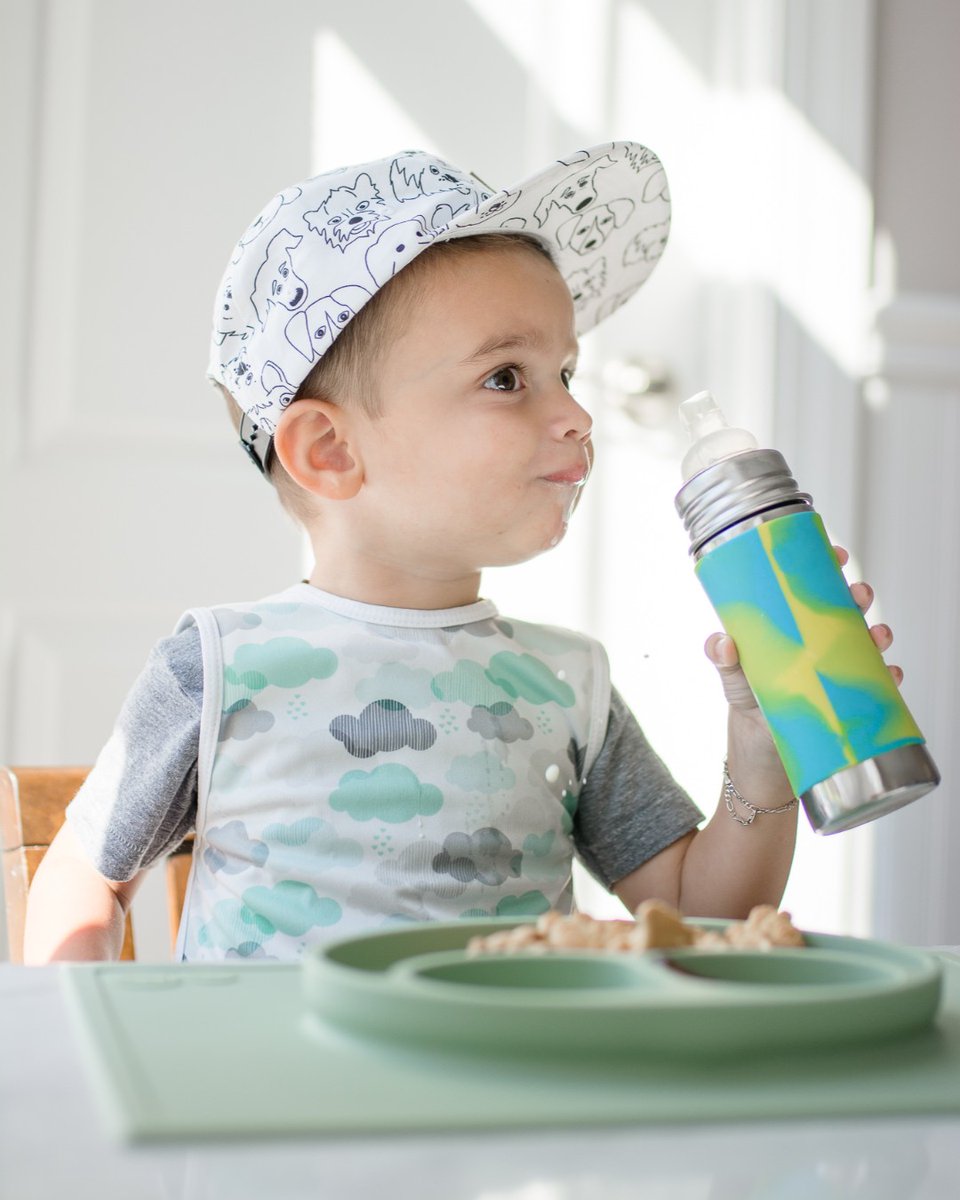 PuraStainlessUK's tweet photo. With little humans comes big responsibility π©βπ©βπ§πΆπ½πͺπ½ Pura bottles are 100% plastic-free, versatile and easy to use!
.
.
.
#LivePura #MyPura #PlasticFree #ZeroWaste #RePurpose #OneLifeOneBottle #BabyGrowsBottleEvolves #AnyBottleAnyLid #MadeSafeCertified #PuraKiki https://t.co/t6GsB86cdn