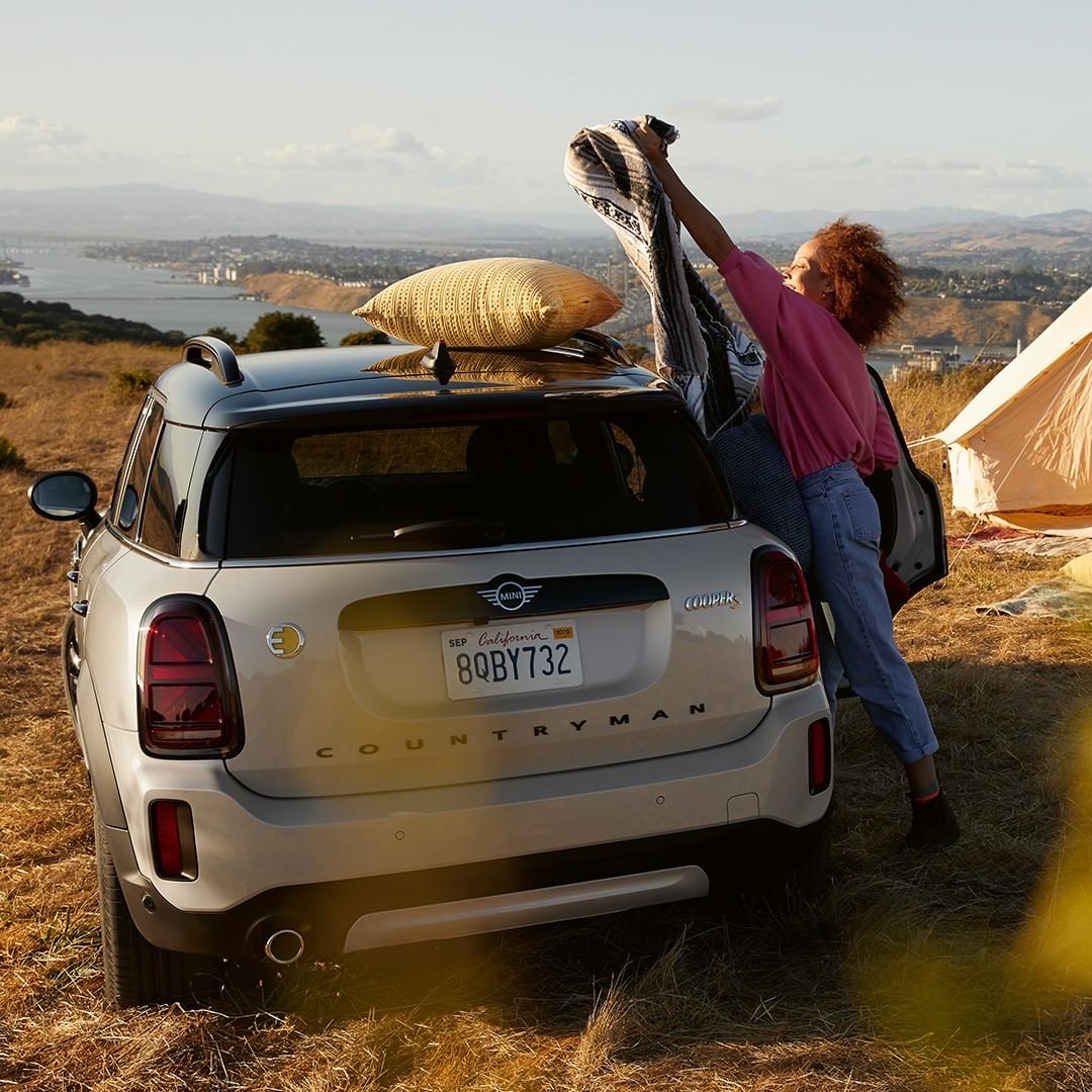 VinesgroupMINI's tweet photo. Keep the spirit of adventure with you and inspiration to your surroundings with the new MINI Countryman Plug-In Hybrid. Contact us for more information https://t.co/q8yzCIsmqM

#MINI #VinesMINI #MINIUK #MINICountryman #Countryman #Hybrid #PHEV https://t.co/8wVC9AJ434
