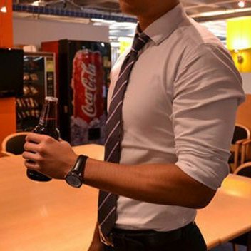 irumatwt's tweet photo. i don't think you understand what kuroo in rolled up sleeves meant https://t.co/wBVxW7Knqx