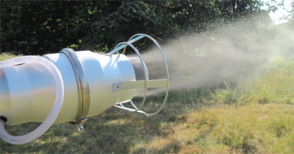 MicronSprayers's tweet photo. Need precise droplet sizes with good coverage and throw? Then why not give Micron’s AU8000 a go!
https://t.co/5H4IiSWebS
#locust #spray #greenhouse #polytunnel #orchards #orchard #publichealth #migrantpest #mistblower #mistblowers #knapsacksprayer #ultralowvolume #lowvolume https://t.co/glMTU5KIPf
