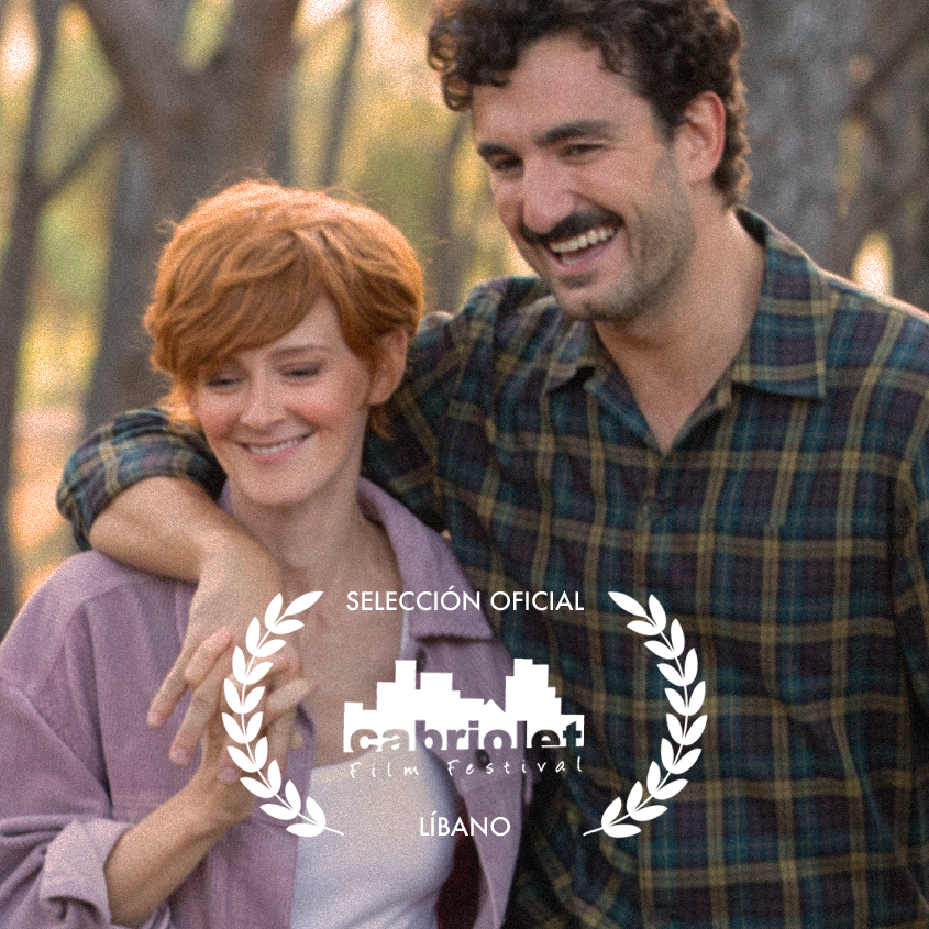 labrevehistoria's tweet photo. #AQuienDicesAmar, la breve historia protagonizada por @lapolvorrosa  y @mikiesparbe  y producida junto a @cosmopolitan_tv por el 25N, viaja desde el País Vasco hasta Francia o Líbano https://t.co/J11lMiI7Gp