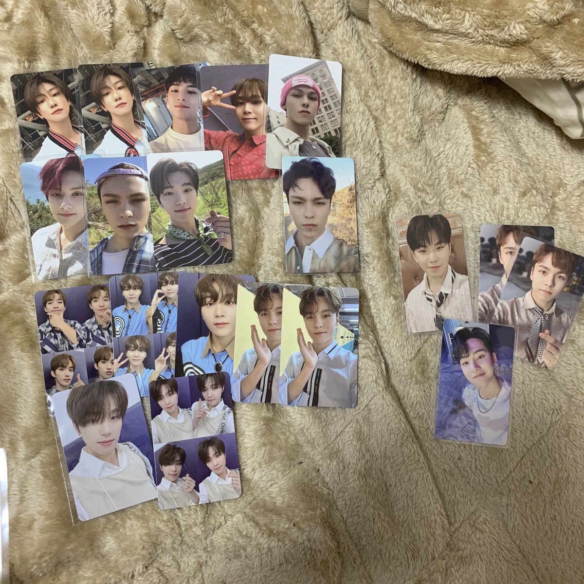 0615_0808's tweet photo. SEVENTEEN ヘンガレ交換

譲 画像

求 3枚目 HMV2弾激求

#SEVENTEEN交換 #セブチ交換 #ヘンガレ交換 https://t.co/xf1HZIqWXd