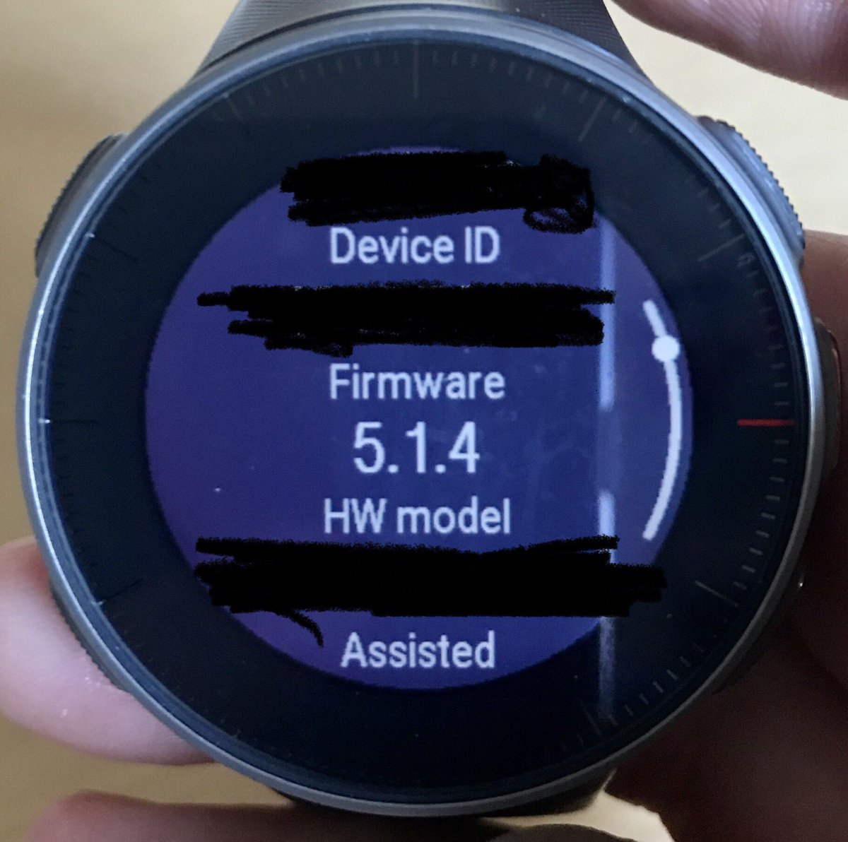 OZee14's tweet photo. @PolarGlobal did this ever happen to you? The watch is up to date and suddenly the flow app believes that the watch is at some FW version 3.x.x and it wants to update? This happens now the fourth time. Not cool #polarvantagev https://t.co/pZJ5gJkuyT