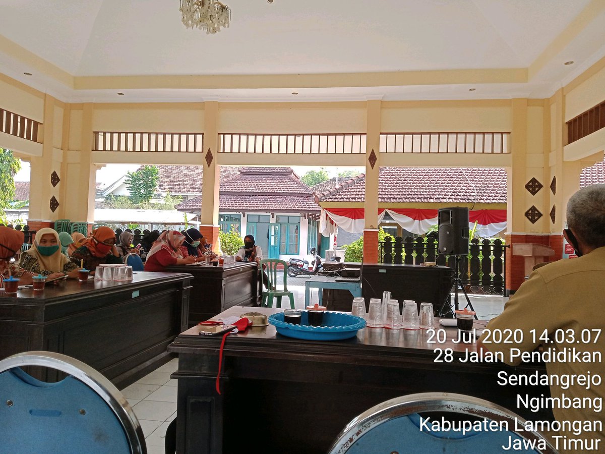 FuadSuyanto4's tweet photo. T O T KPM Inputing Aplikasi #eHDW via zoomeeting
#tppilamongan
#tppijatim
#tppikecngimbang
@jokowi
@halimiskandarnu
@anwsanusi
@taufikmadjid71
@fachrilabalado
@ahmad_dewanto
@Iskandar__NH
@WanutSusisno1
@zaind_ah
@WakHizbulloh
@arisaputrop3md
@MasMukhlish182 https://t.co/oWxgMmlNcL