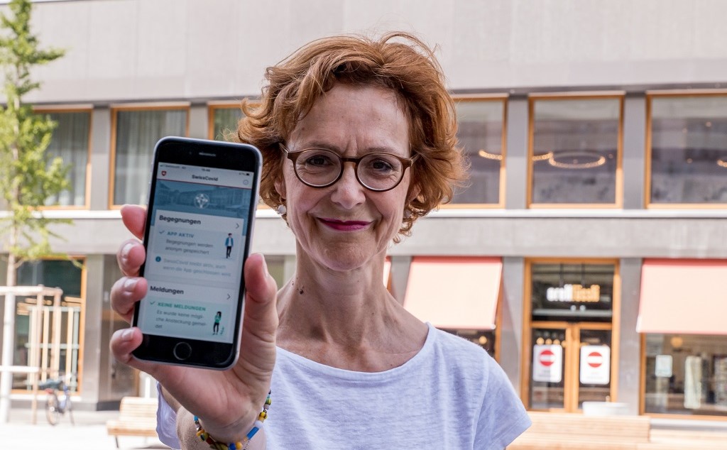 economiesuisse tweet media