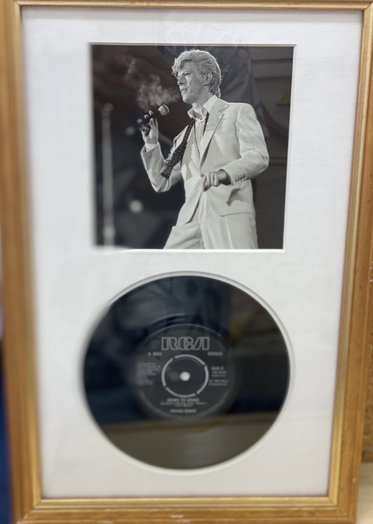 AnchorCharity's tweet photo. Check out this fantastic memorabilia of #davidbowie at the @AnchorCharity shop in shirley - Solihull https://t.co/aMb8YL8x4l