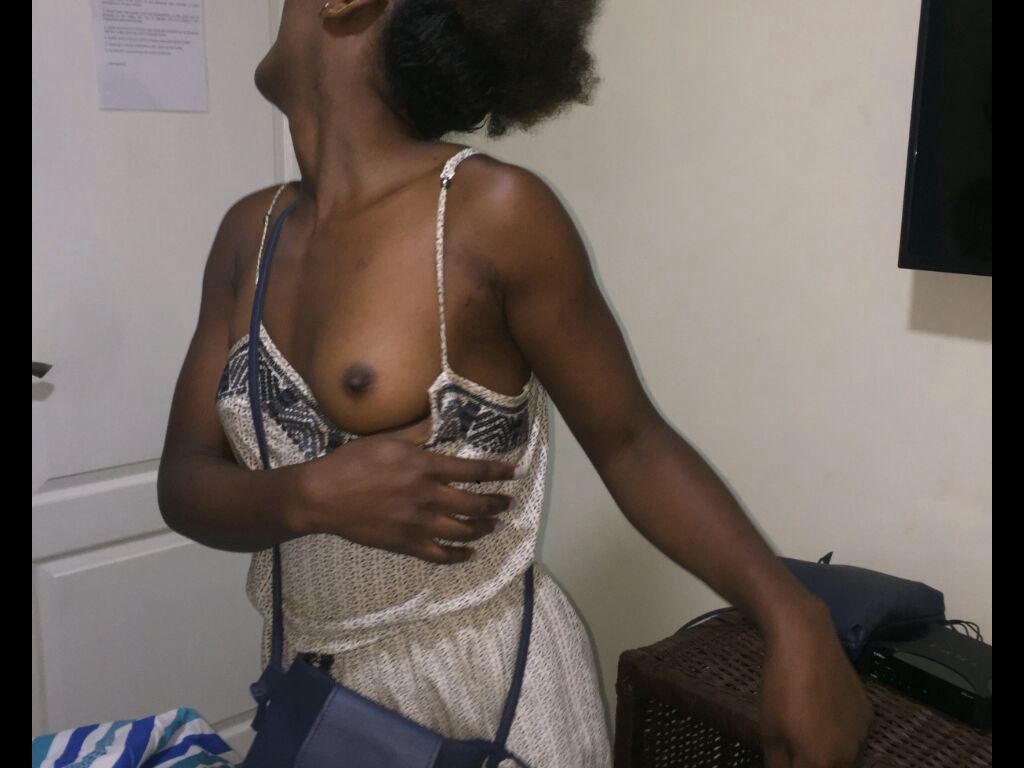 MutuaKendi's tweet photo. I'm online right now on Skyprivate - pay-per-minute system for Skype live shows. Call me right now in private here: https://t.co/LyfJgIzjA0

https://t.co/nxedHwLeB2 https://t.co/Ap0rYDPu7e