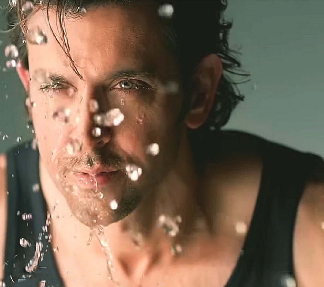 ElaAna77617236's tweet image. Fresh energy ,fresh mind every day.
#HrithikRoshan #watervibes
#inspiration hrithikplanet inst. thk.