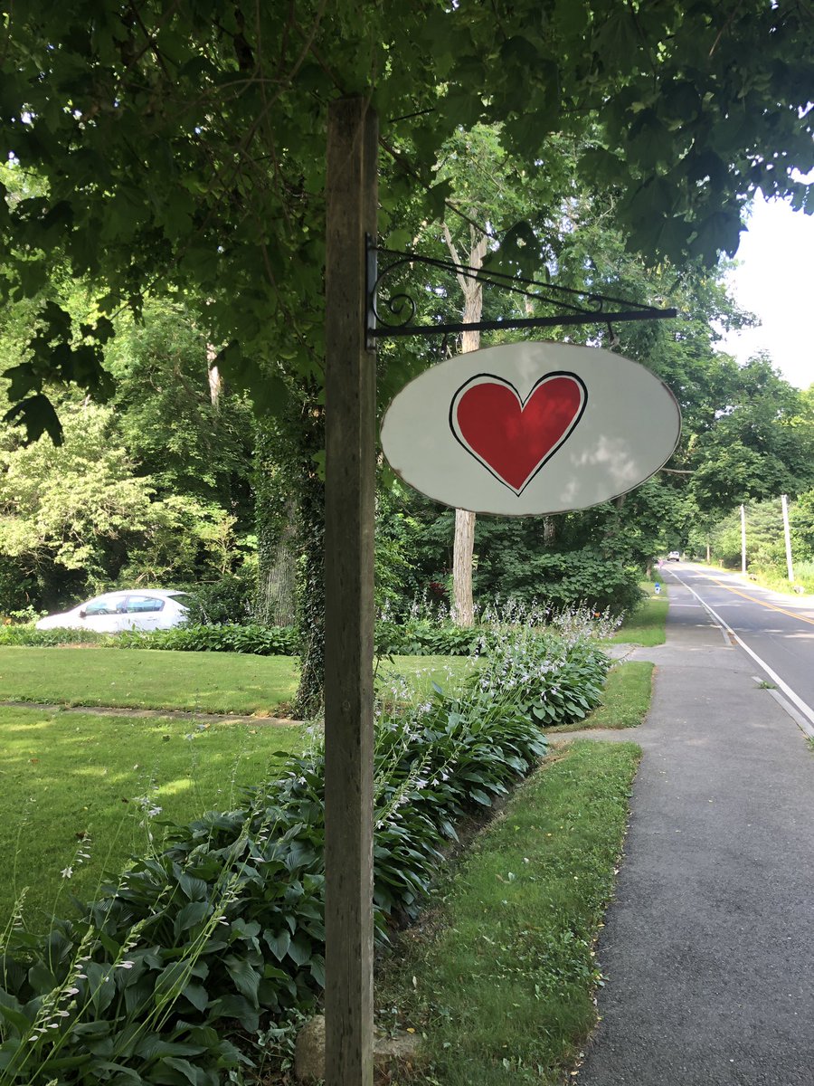 iGraceWhite's tweet photo. #earlywalking https://t.co/jv2Y5itVqw
