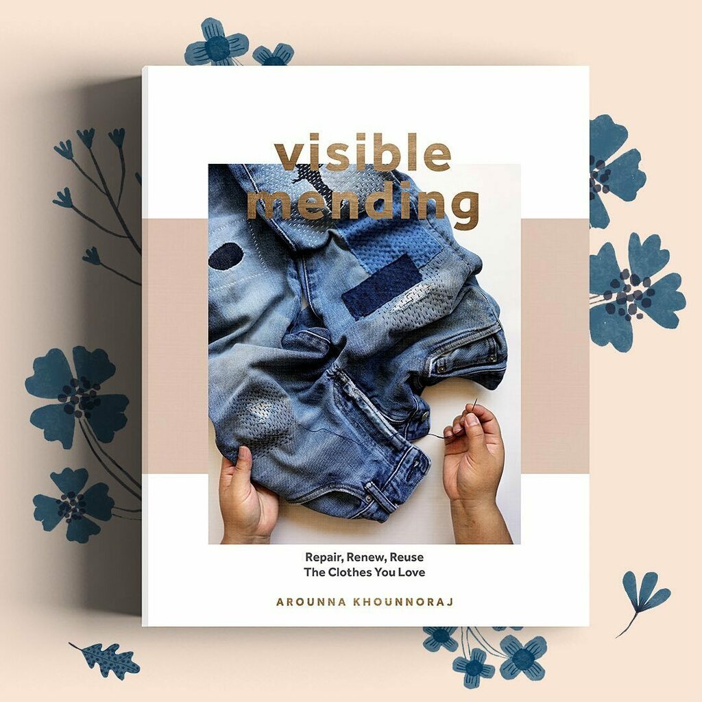 QuadrilleCraft's tweet photo. 🎉🎉 Our lovely author @bookhou has written a new book 🥳🥳 VISIBLE MENDING is a celebration of mending as Arounna shows you how to extend the life of your wardrobe. Sustainably in fashion is more important than ever and mending is often just an extensio… https://t.co/kpXfdLIl8u https://t.co/tg4Bbh9FcU