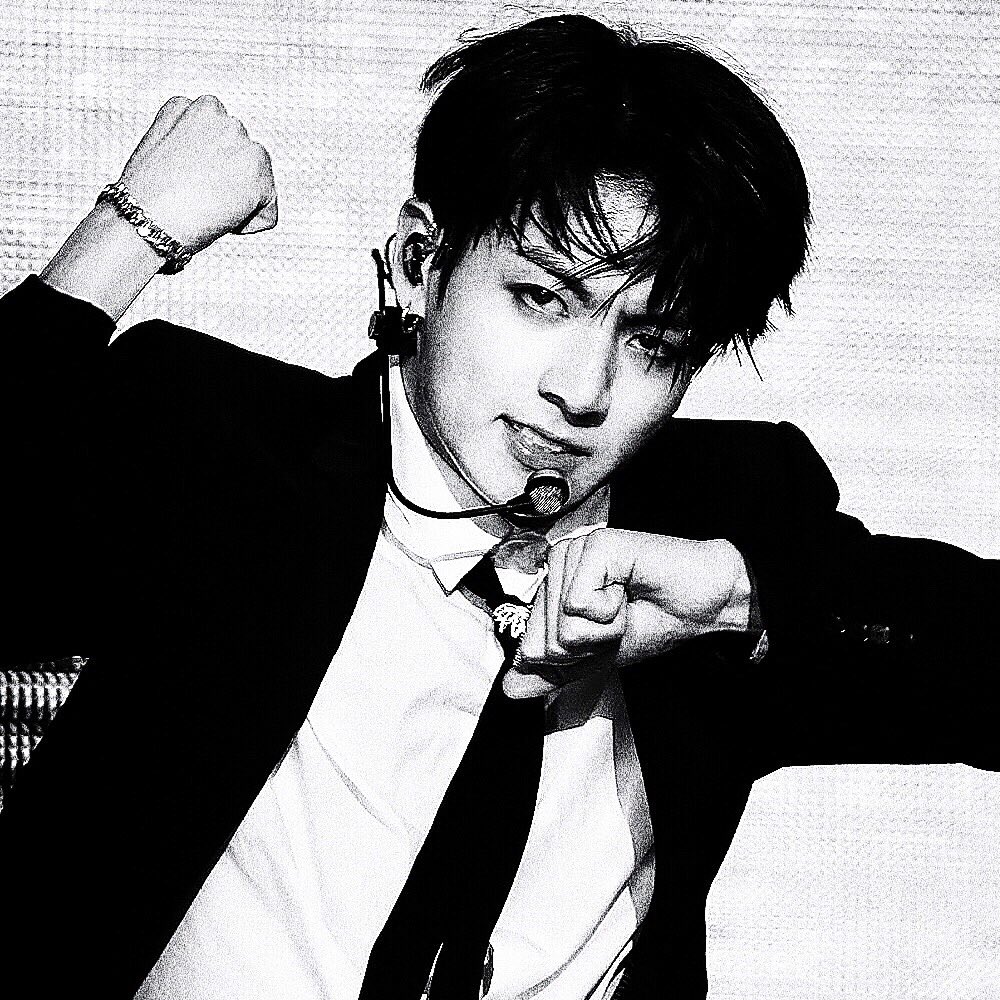 ˙ ᚐ𓊪 𝓙 🦅  𓈒

                  แอสทริคส์  *   ╸ ' 𝓼
            𓈒  แลกฟอล  ᚕ  ตามทัก  𓈒 

ยพท ลฟตท  𖠵  ．