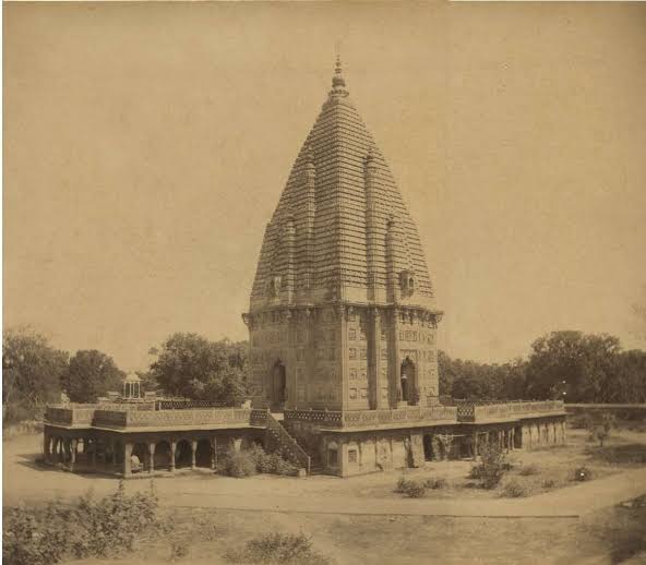 3/n5} The Warren Hasting companies invaded the Ramnagar to demolished the durga temple situated at the boundary of the western side of Ramnagar. 6} The British Army tried to demolish the temple by canons.