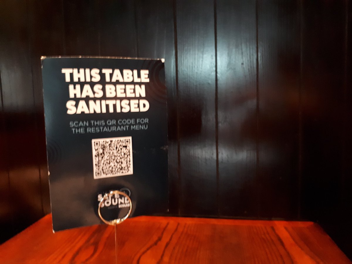 bemusedbackpack's tweet photo. #ad A prime example of a restaurant getting infection control right at .@HardRockCafeMCR! And from a qualified nurse their Safe and Sound policy is just right, giving visitors an awesome time with even more awesome food and keeping them safe too. #LegendsOnly #HardRockPartner https://t.co/emJnQUdRkx