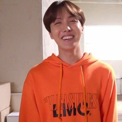 i got : orangereply with anything and i’ll give you a color, and you make a tweet of your biases wearing that color!((pt. 1))sunghoon, hobi, taehyun, and mingi