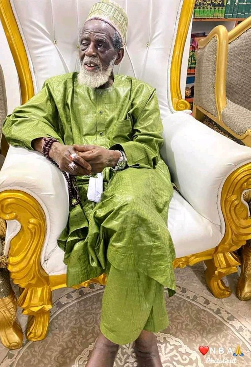 OfficeImam's tweet photo. His Eminence thr National Chief Imam of Ghana wishes all the WASSCE candidates well and good luck in their efforts to climb higher in the academic field. May Allah grant you all success, long lives with good health to reap the benefits of your Holy struggle https://t.co/oY5e5D60zu