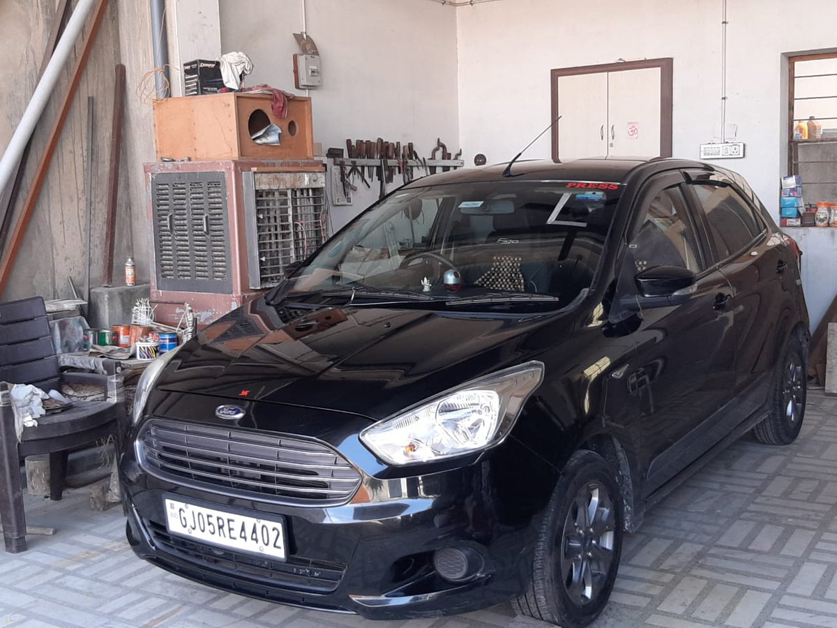 pshjala's tweet photo. @FordIndia #FordFigo https://t.co/BISstRI4F5