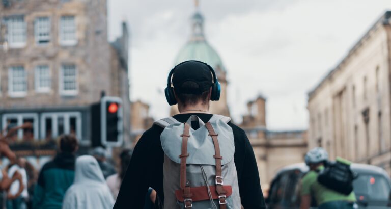 IRTpresse's tweet photo. #NextGenerationAudio for headphones – the #Binaural #NGA Renderer @irt_lab. Try out the @S3ASpatialAudio object-based audio drama with your own headphones.
https://t.co/xvRw9BI8cV https://t.co/zQRrBVOfl3