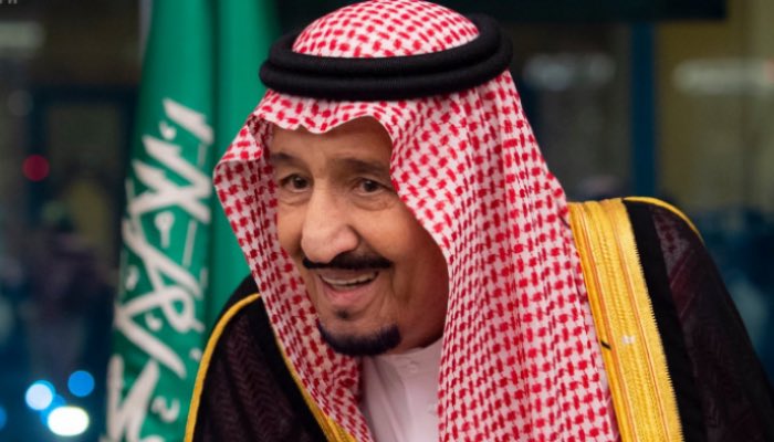 sozi113's tweet photo. اللهم انك انت الشافي المعافي اشفي سيدي سلمان ، طهور ونور ابوي سلمان ❤️🇸🇦  #سلامتك_يا_ابوفهد https://t.co/4kRhJWifYc