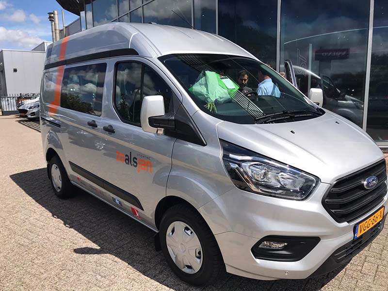 ALSopdeweg's tweet photo. Drie nieuwe bussen voor Stichting ALS op de weg!
#Ford #stichtingzoalsjan #stichtingALSnederland #alsnederland #kwaliteitvanleven #ergotherapie #ergotherapie #fysiotherapie #fysiotherapeut #ALS #logopedie #alscentrum #umcu #umca #tourduals #holland4als
https://t.co/sBDQu6Witc https://t.co/wgAvSuf8yH